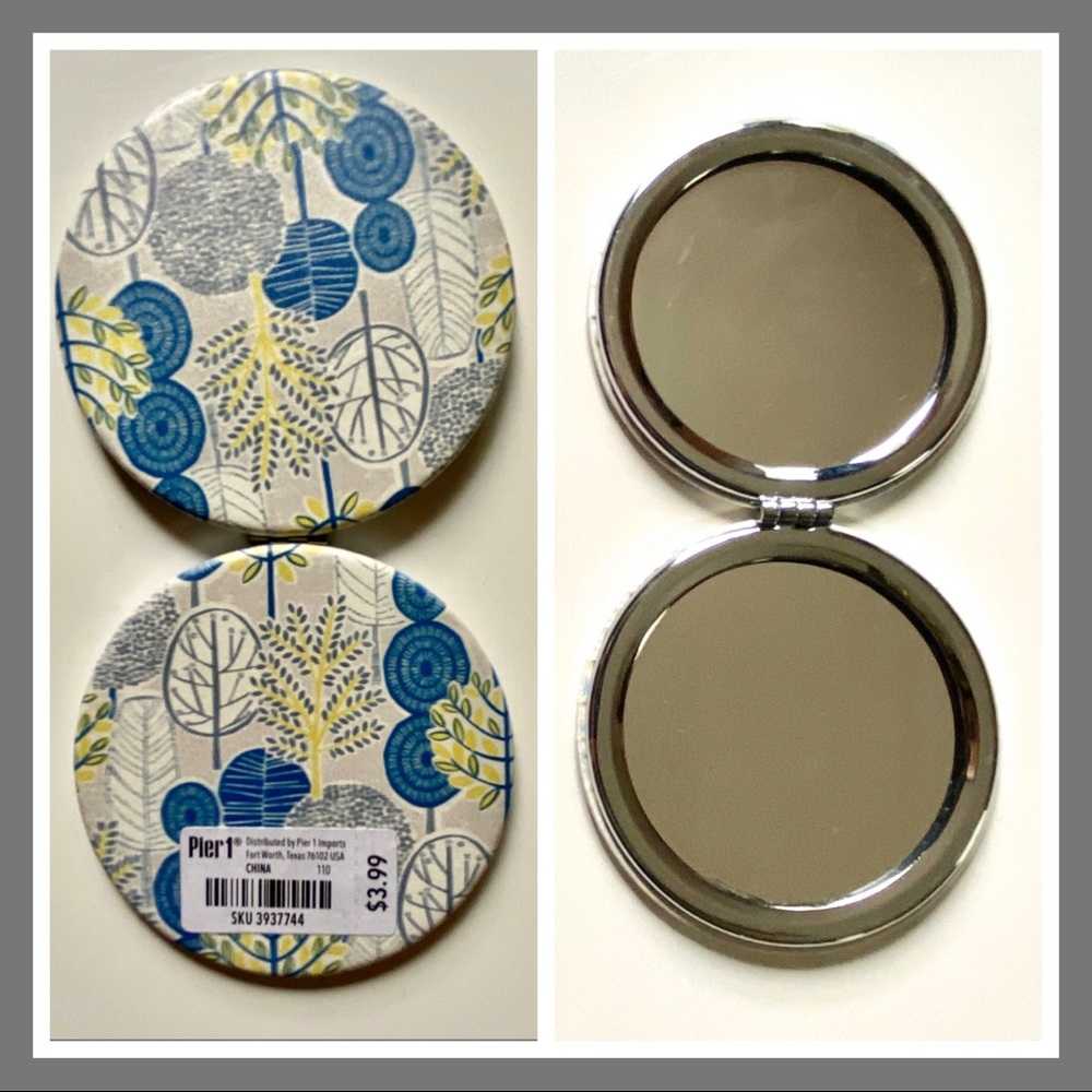 Pier 1 double sided compact mirror